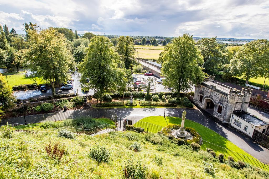 Castle Hotel Тамворт Екстер'єр фото